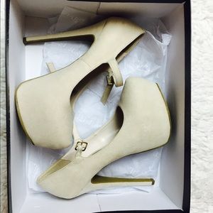 SOLD Justfab Heels