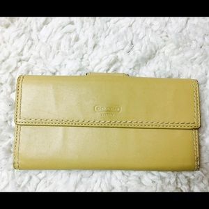 SOLD Coach Wallet