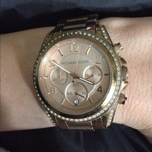 Michael Kors rose gold watch