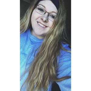 Meet your Posher, Tayler