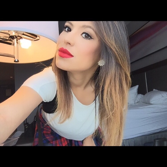 Meet your Posher, Karen