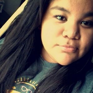 Meet your Posher, Bristina