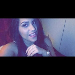 Meet your Posher, Kally