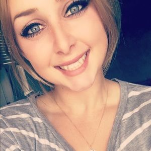 Meet your Posher, Melanie