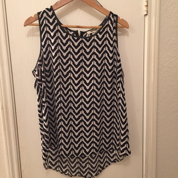 Black and white top