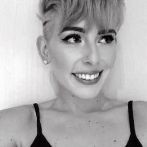 Meet your Posher, Lily