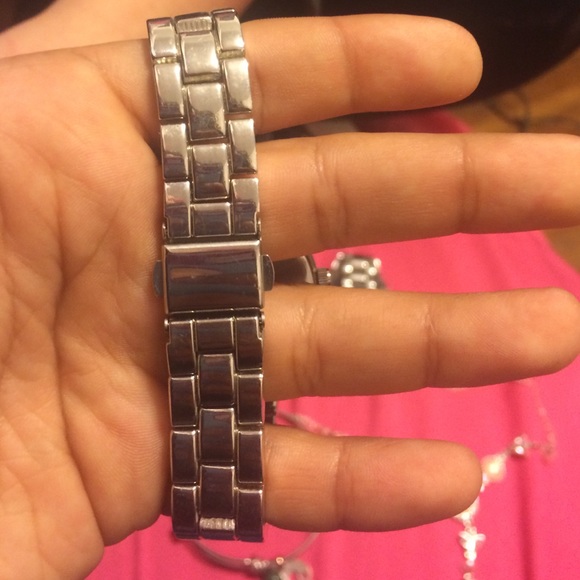 Silver Watch! - Picture 2 of 3