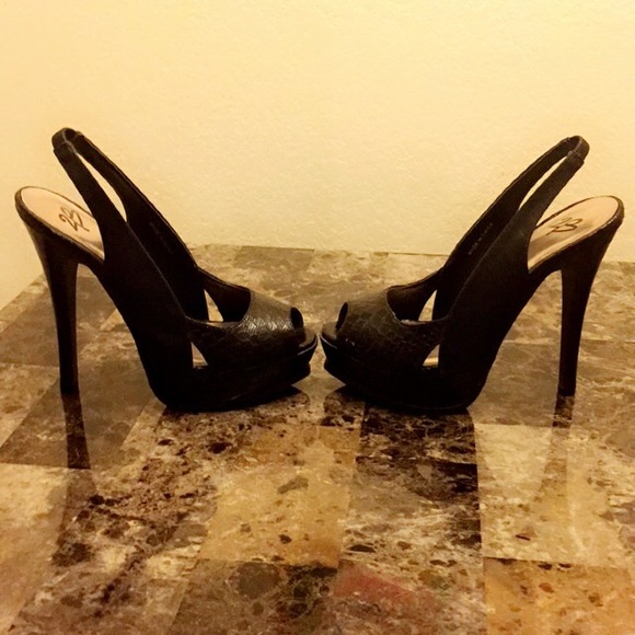 Size 7 2B (Bebe) heels! Worn once!