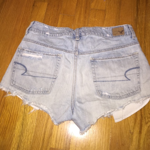 ❌SOLD❌AE high waisted denim shorts - Picture 2 of 3