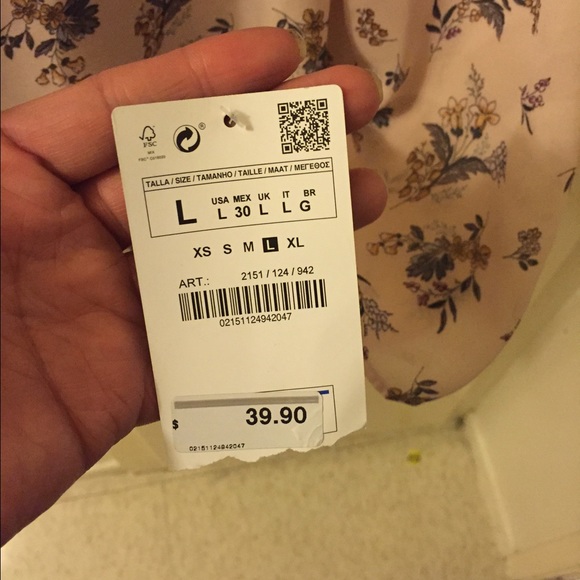 Zara Basic Collection blouse - Picture 3 of 3