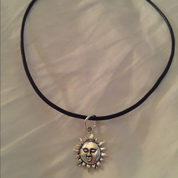 Sun chocker necklace