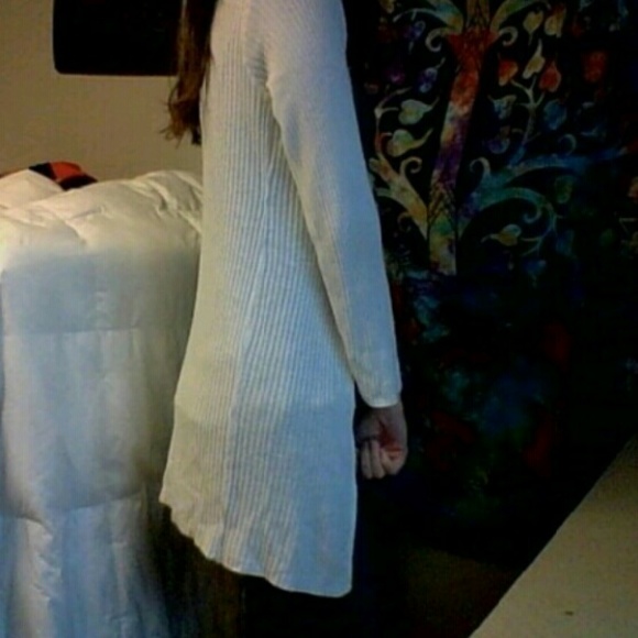 White cardigan - Picture 2 of 2
