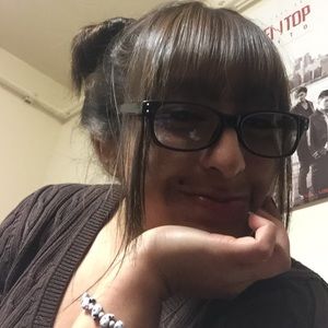 Meet your Posher, Sofia