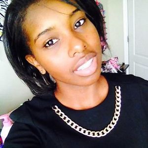 Meet your Posher, Ayanna