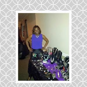 Meet your Posher, Cobb