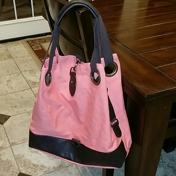 MAGELLAN canvas/leather tote.
