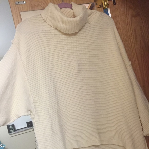 Turtleneck sweater poncho