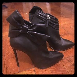 Giuseppe Zanotti Bowtie Booties