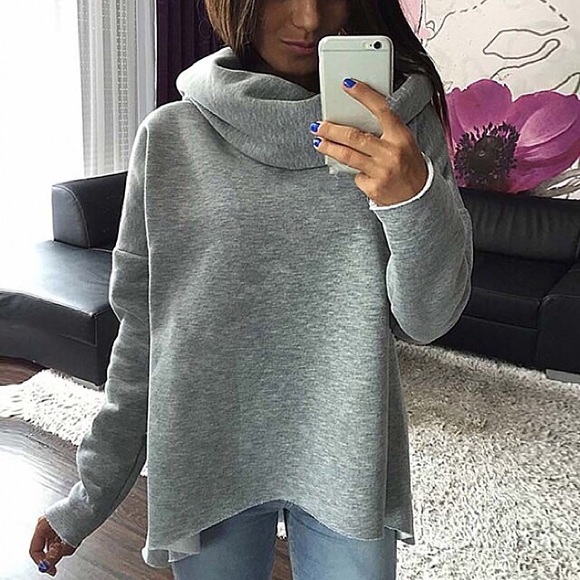 Tops - Gray Turtleneck top