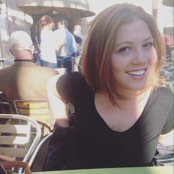 Meet your Posher, Melissa