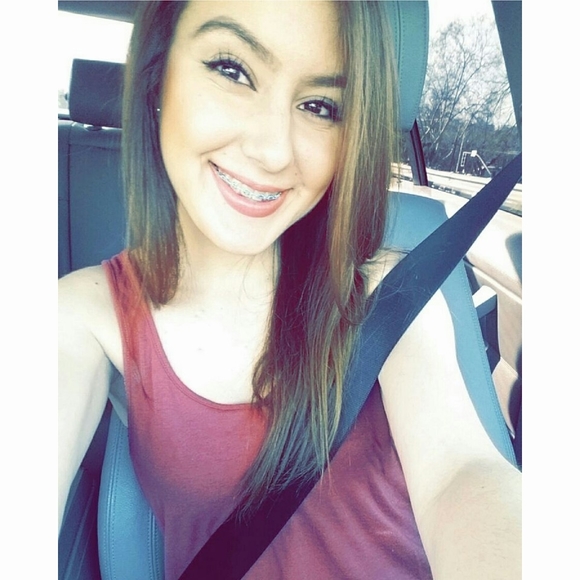 Meet your Posher, Maribel