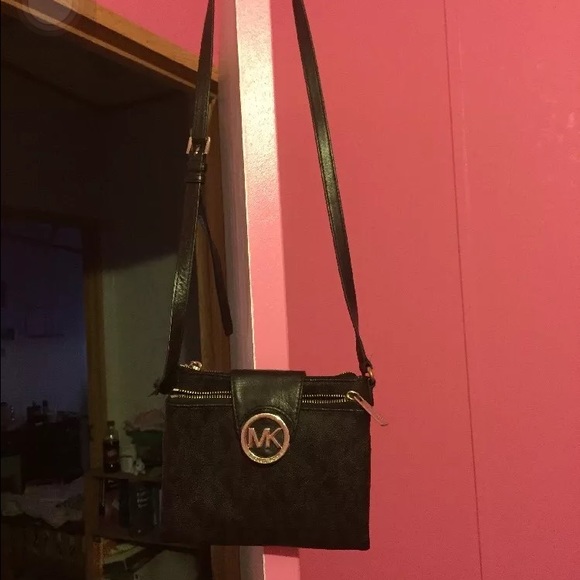 Mk purse cross body