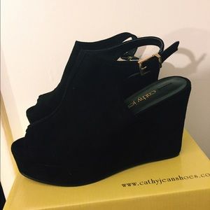 ✨NEW ✨Black Suede Wedges, never worn.