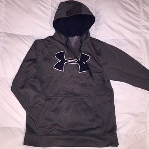 Under Armour Sweatshirt