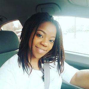 Meet your Posher, Brittney