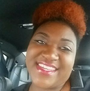 Meet your Posher, Laquanda