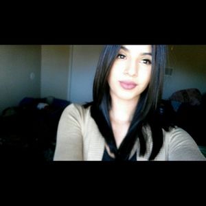 Meet your Posher, Maria