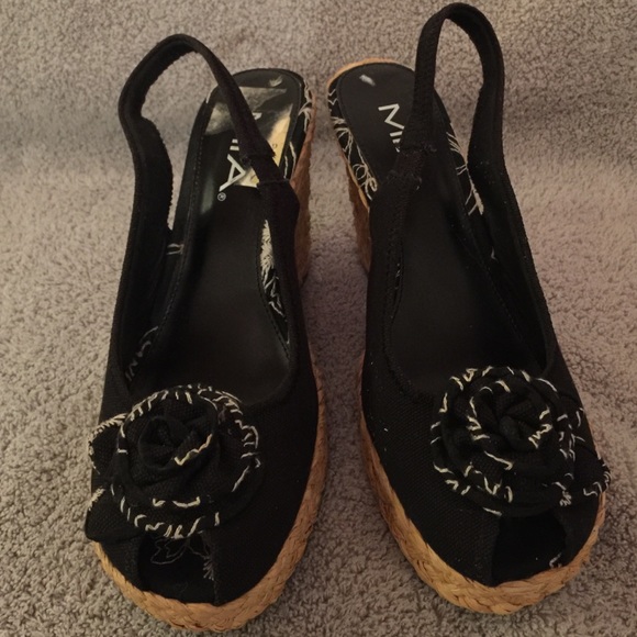 Mia Women Shoes🌸💗💖price drop🎈🎈🎈