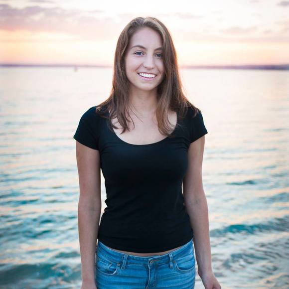 Meet your Posher, Bailey