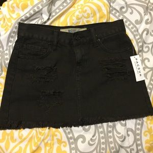 Brandy Melville Skirt