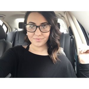 Meet your Posher, Lacie