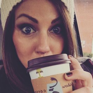 Meet your Posher, Kendra