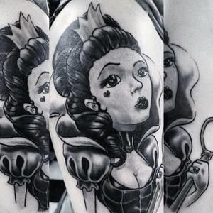 Meet your Posher, Amber