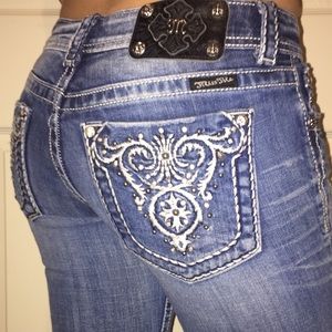 Miss Me Bermuda Shorts, Size 28, Inseam 11"