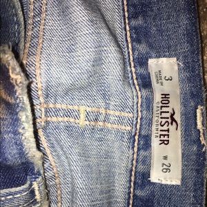 HOLLISTER BOYFRIEND JEANS