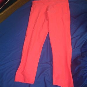 Adidas fitness capris + under armour shirt