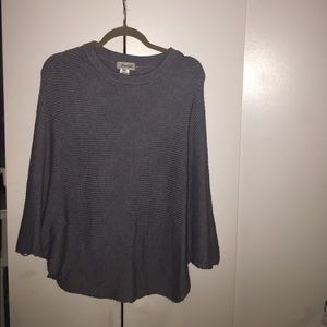 Grey Sweater Ponco