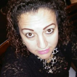 Meet your Posher, Sandra