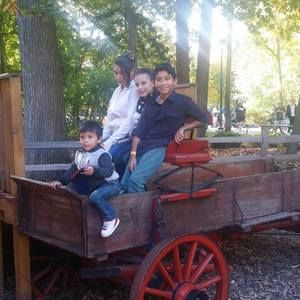 Meet your Posher, Denis