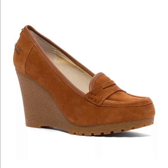 NIB Michael Kors Rory Loafer Walnut Suede Loafers