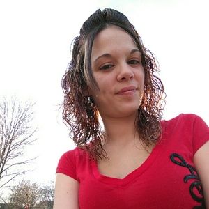 Meet your Posher, Nicole