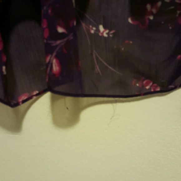 EXPRESS Layering Blouse - Picture 3 of 4