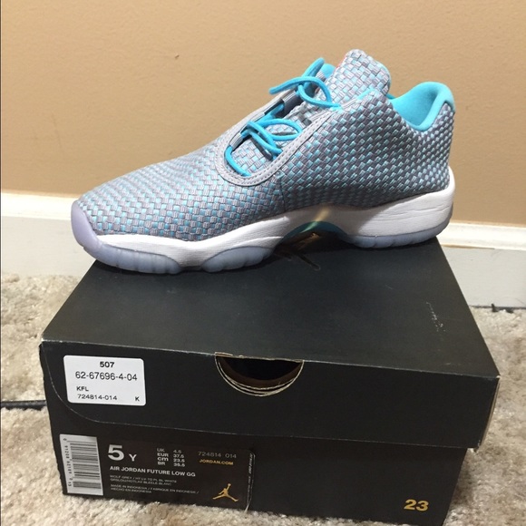 Air Jordan futures low