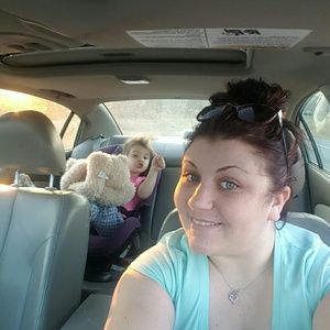 Meet your Posher, Kenzie