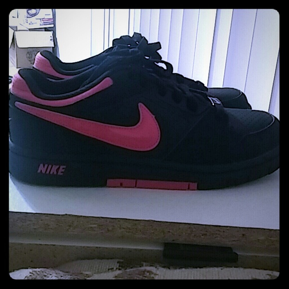 Nikes - Picture 1 of 3