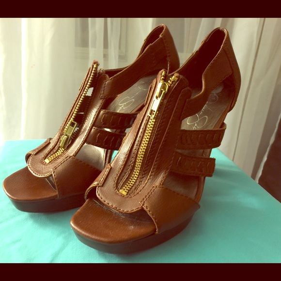 Jessica Simpson Zip Heels